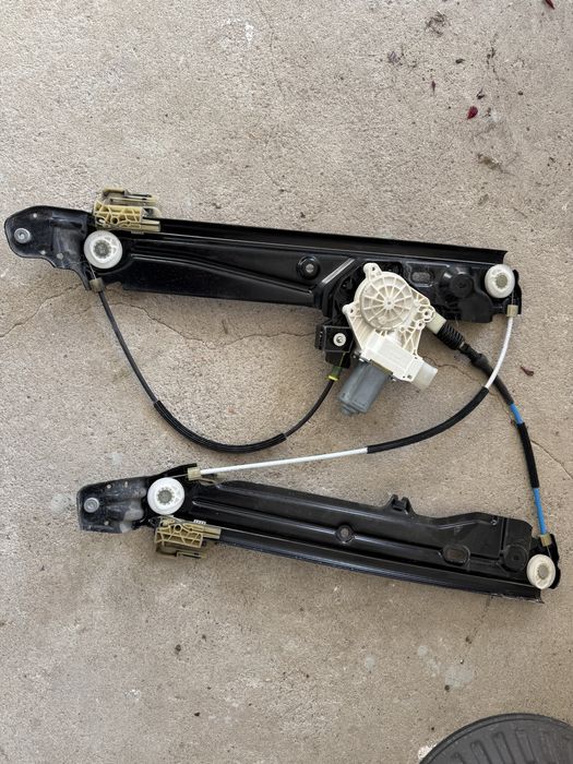 Macara, geam fata-spate BMW F10/F11, broasca, maner