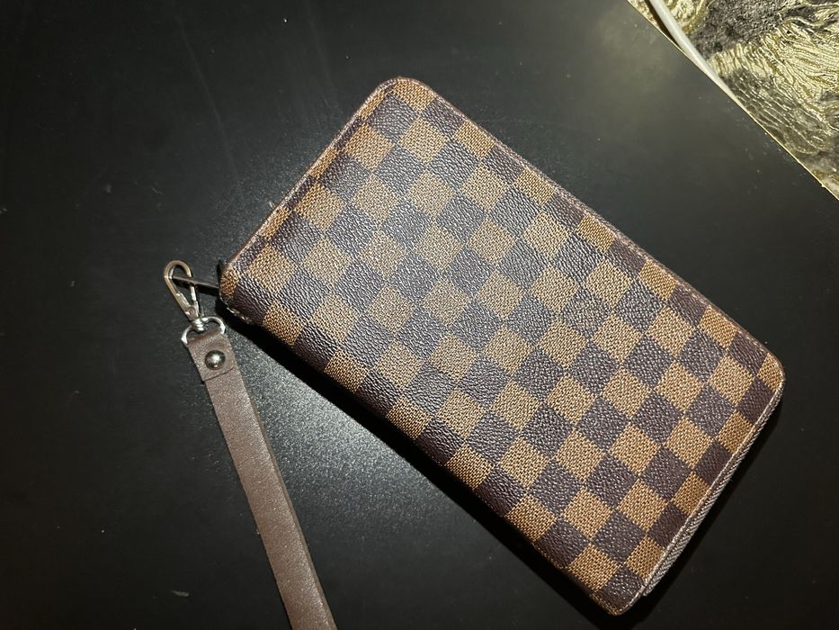 портфейл Louis Vuitton