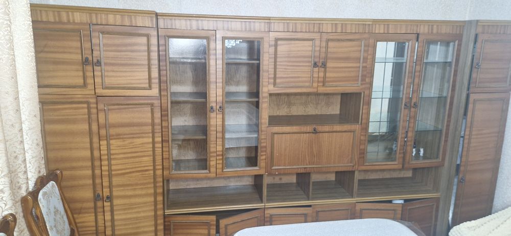 Продаётся стенка