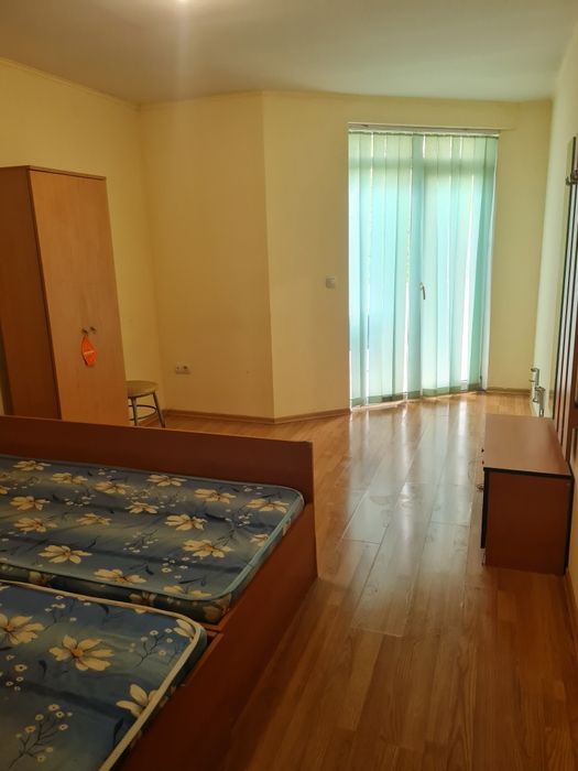 Дава се под наем Четиристаен апартамент в Благоевград, Идеален център - 100 кв.м за 255 € - Снимка #4