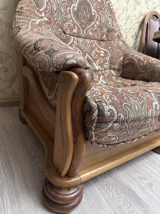 Продам диван (тройка)