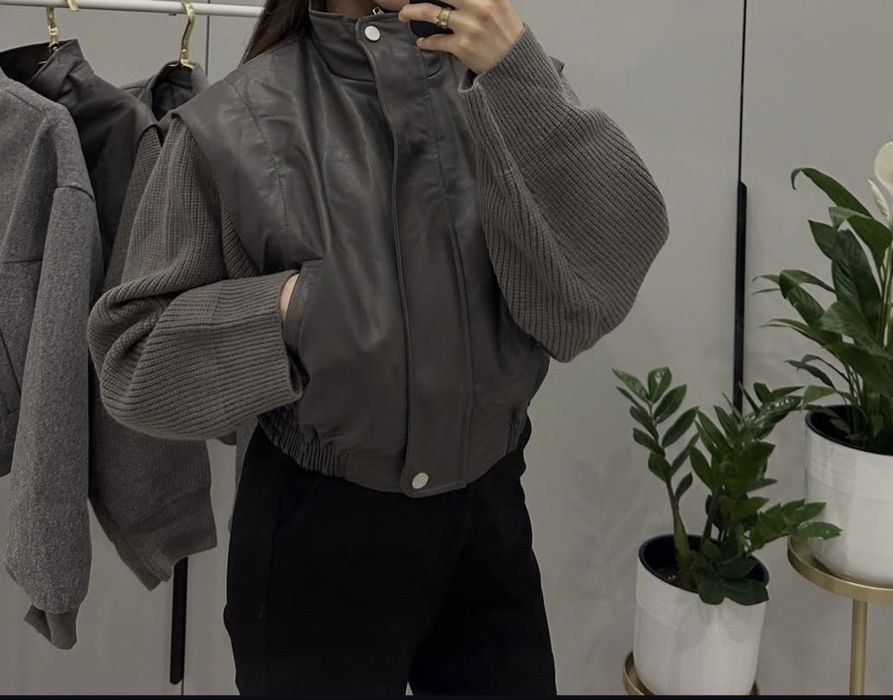 Кожаные куртки серый, бежевый