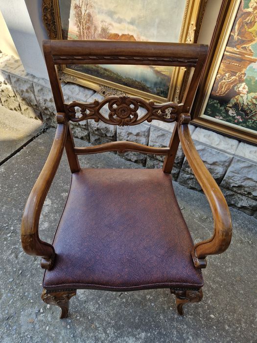 Чифт страхотни антикварни столове кресла в стил Луй 15