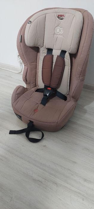 Scaun auto pentru copii