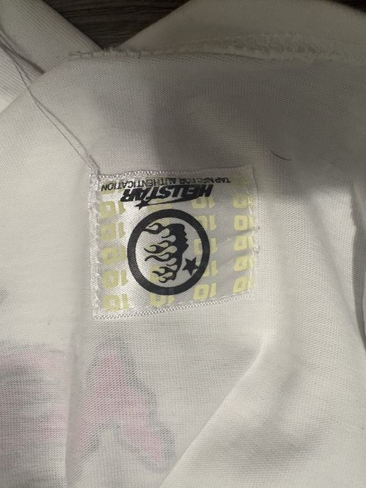 tricou hellstra