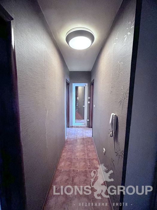 Продава се Тристаен апартамент в Варна, Христо Ботев - 80 кв.м за 2113 €/кв.м - Снимка #11