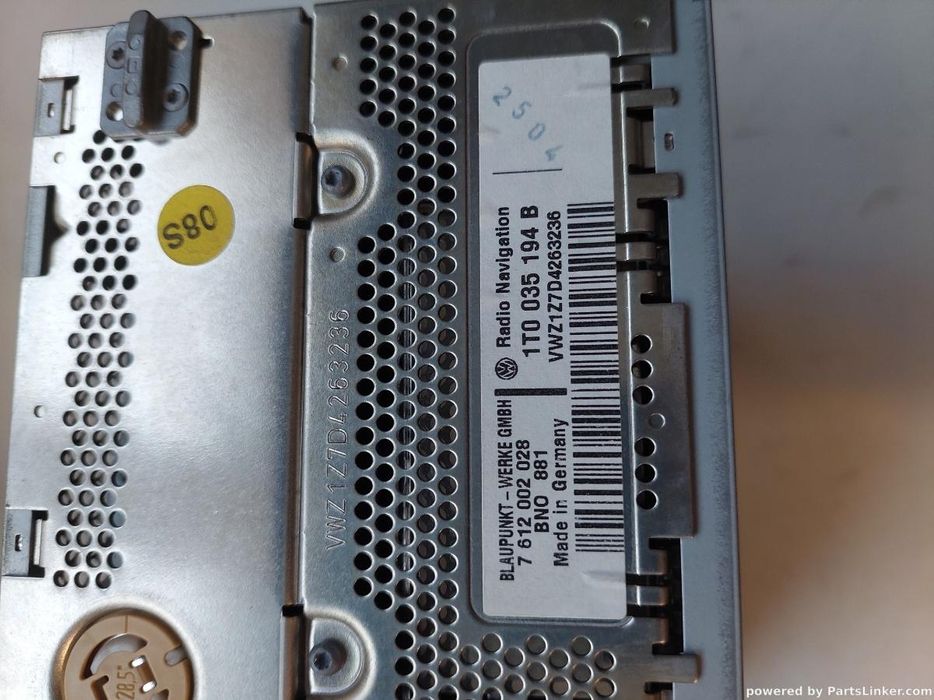 Navigatie Auto Volkswagen Golf V (1K1) [ 2003 - 2009 ] Oem 1T0035194B