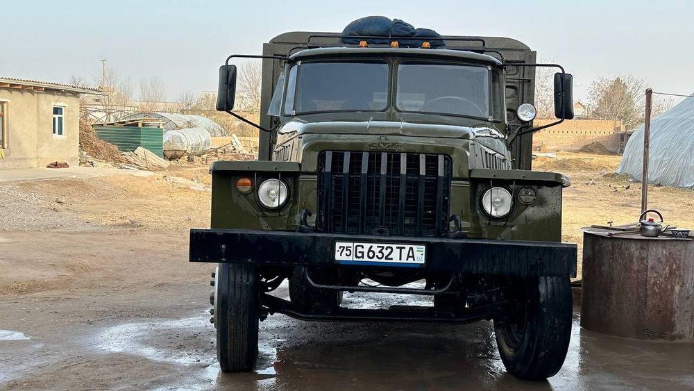 Ural zil samosval
