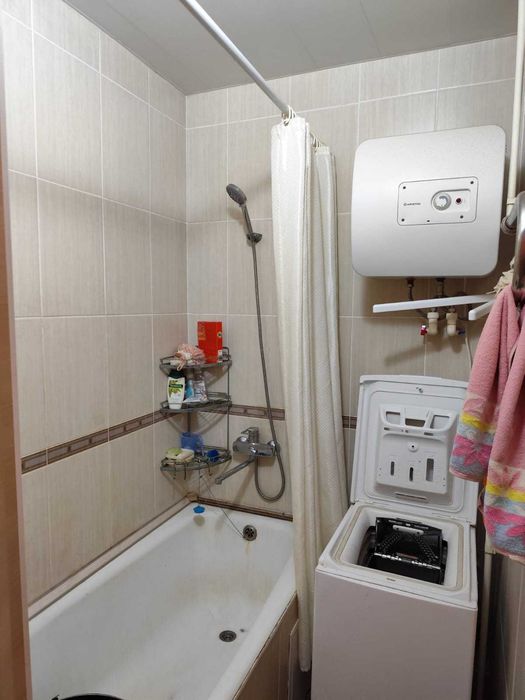 Продам 2 комн. кв. р-н Центр