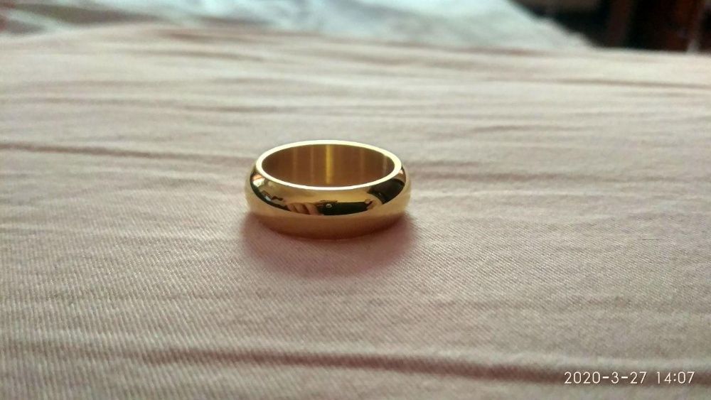 Широкие гладкие (не золото)обручальные кольца 2шт