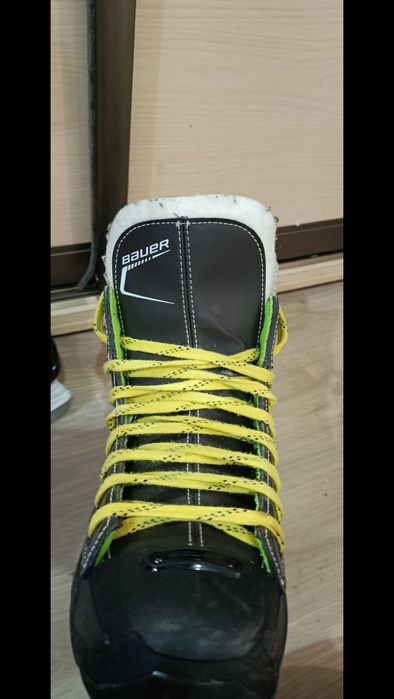 Коньки bauer XLS