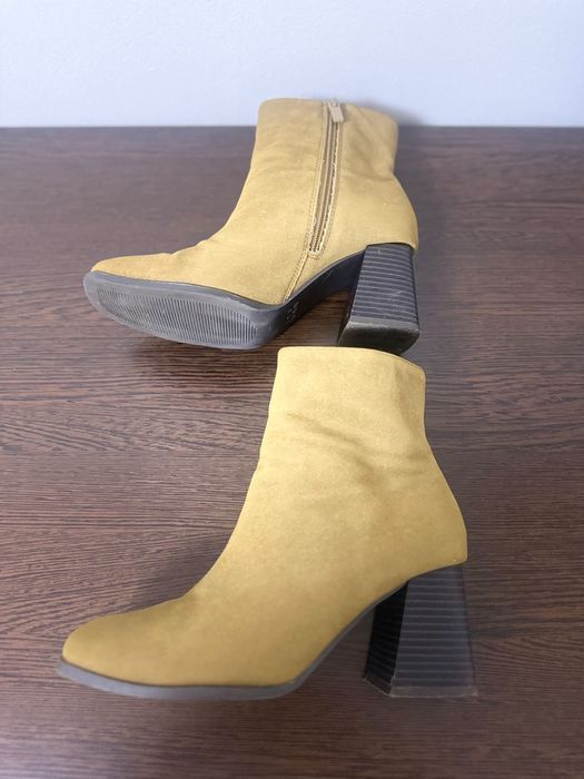 Botine Primark bej-camel, toc gros 7 cm, mar. 37