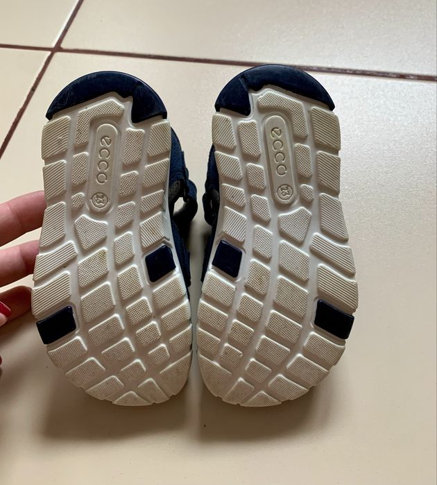 Sandale ECCO nr 23