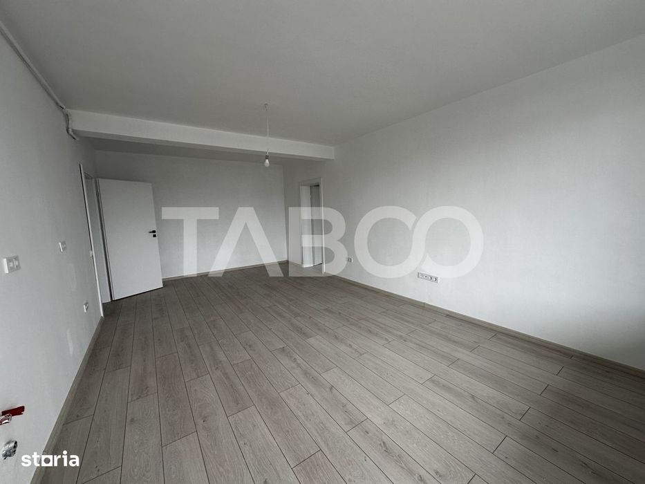Apartament decoamandat 2 camere 71 mpu dressing balcon Selimbar etaj 1 — fotografia 1
