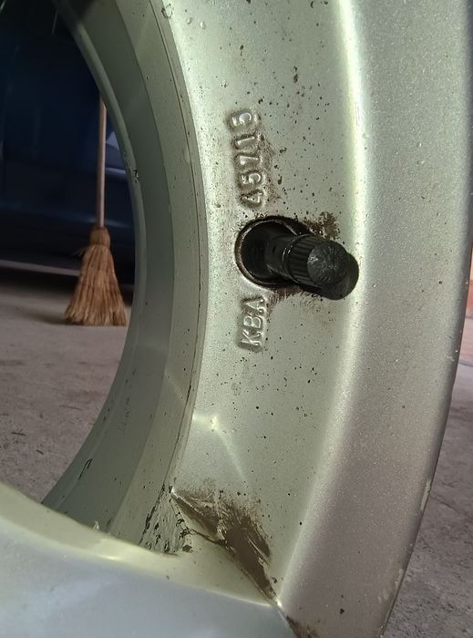 Jante aliaj Enzo R15