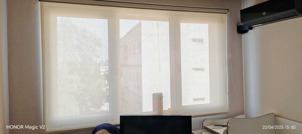 Ролетна офис щора