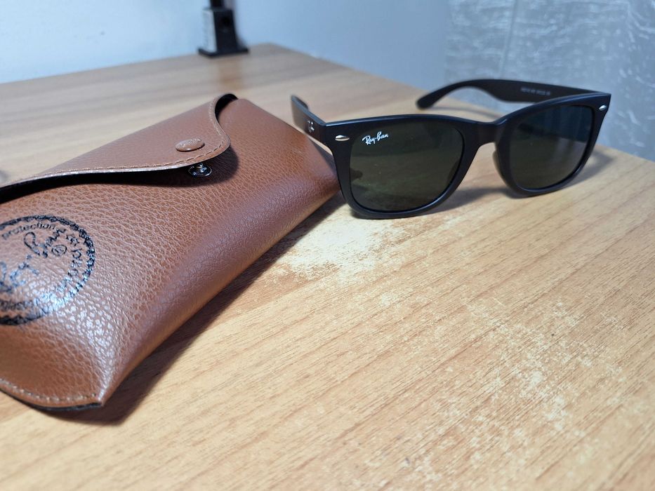 Ray-Ban Очила New Wayfarer Употребявани (С кожен кейс)
