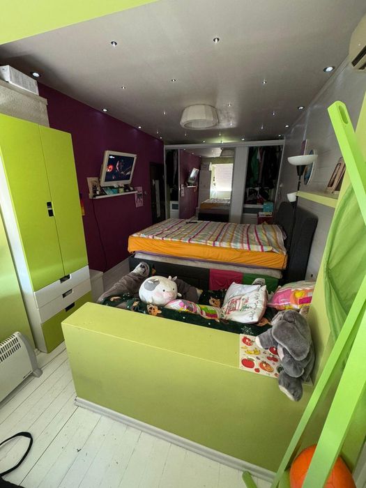 Тристаен за продажба в ж.к Дървеница