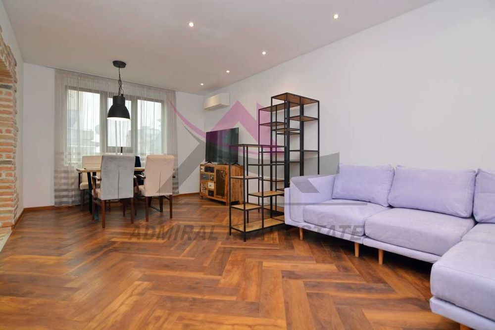 Дава се под наем Двустаен апартамент в Варна, Червен площад - 74 кв.м за 698.19 € - Снимка #1