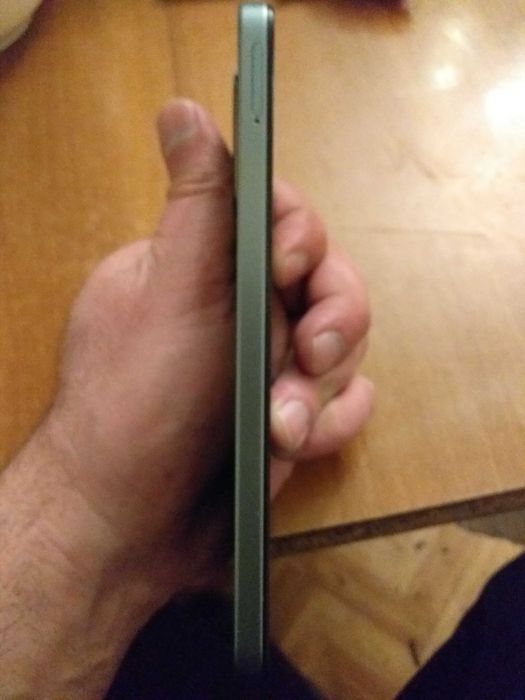 Продам смартфон HONOR X7c  2024 года. Возможна доставка !