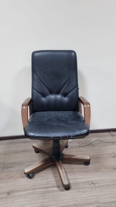 Шикарный кабинет руководителя