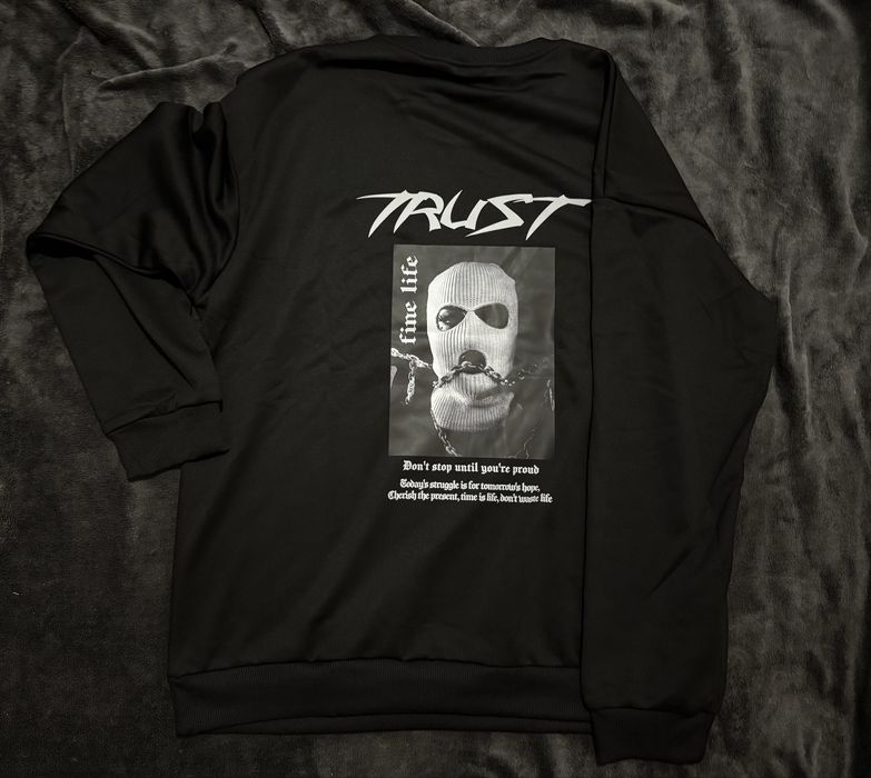 Мъжка черна блуза