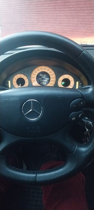Mercedes  E200,W211 facelift ,automata,avantgard,2009,diesel,impecabil