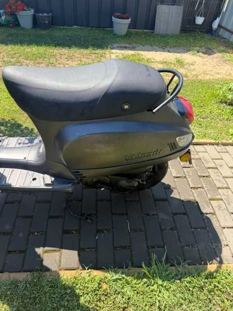 Scuter fara permis , benzina ambele 2017!!! La souris si Senzo 49cc, 4 timpi , Fara permis 25 kmh pe cartea RAR!!