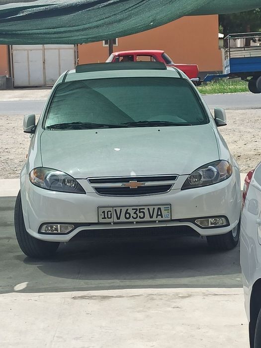 Chevrolet Gentra 3 pozitsya