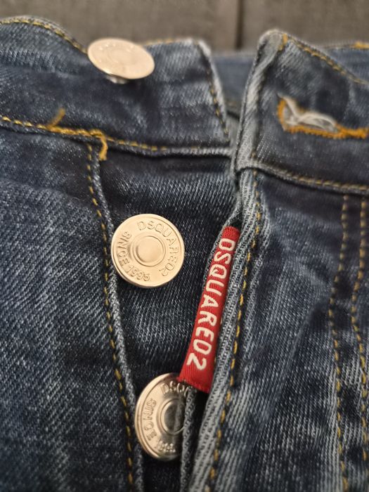 Dsquared2 къси дънки с еластан 56 размер  + подарък