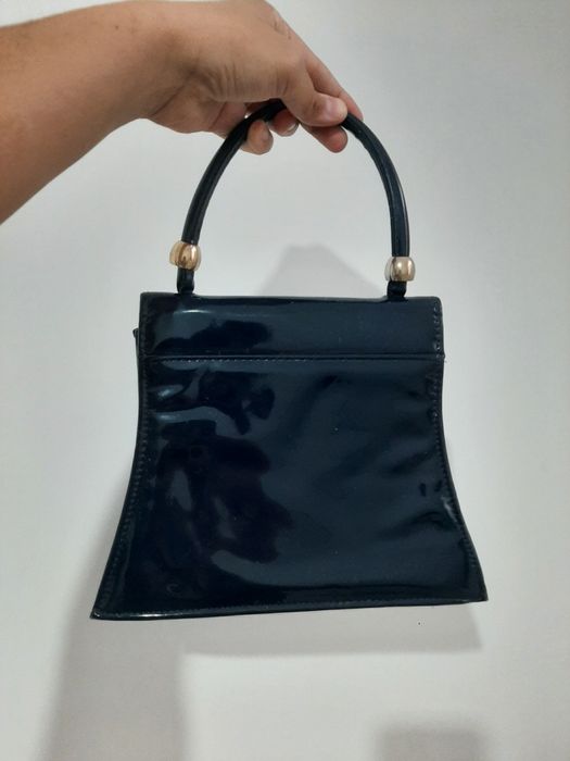 Продаю женские сумочки