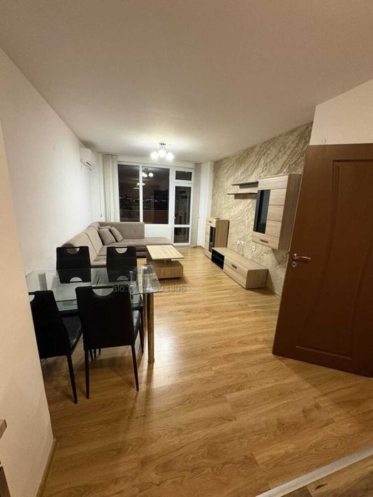 Двустаен апартамент в Тракия