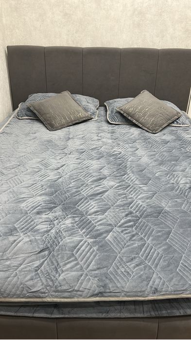 Продам кровать в отличном состояние