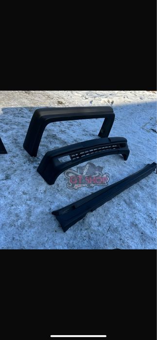 Бампер для Mercedes W124 (Е-класс), стиль AMG Gen 2