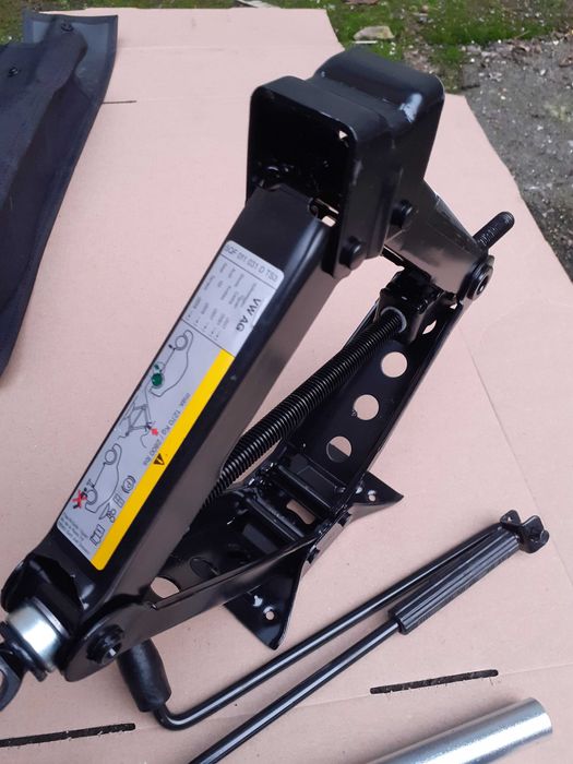 Cric,cheie roti VW Tiguan, Caddy, SKODA Kodiaq, AUDI Q3, SEAT Tarraco