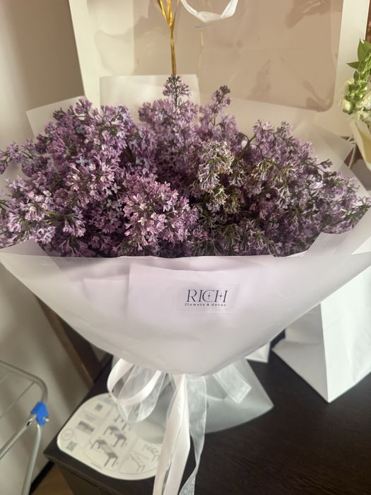 Продам букет цветов