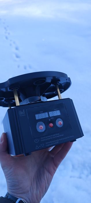 Hrănitoare automată TETRAO – profesională