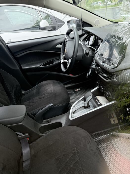 Chevrolet Onix 2025 — 3