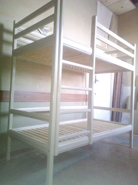 Кровать двухъярусная