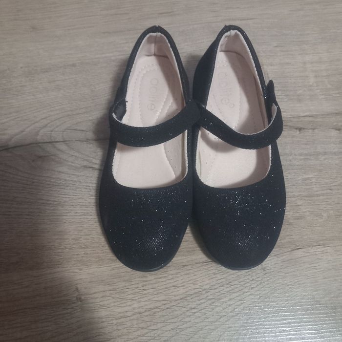 Pantofiori fetita