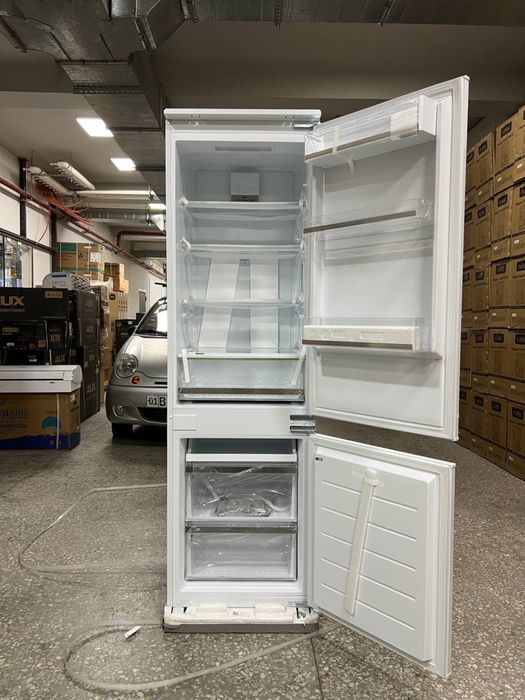 Встраиваемый холодильник Beston BNI-535WT