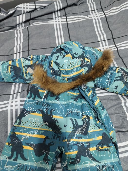 Зимние комбинезоны