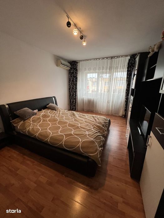 Apartament 2 decomandate Calea Severinului Supeco 4/4 acoperiș tabla