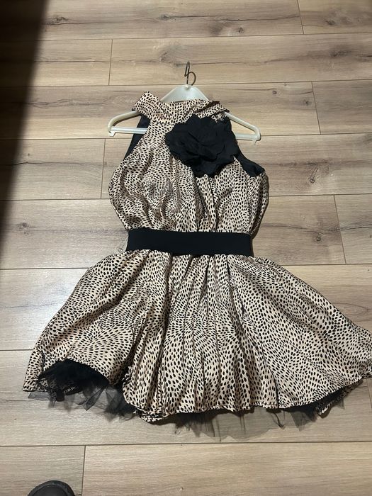 Официални дамски рокли