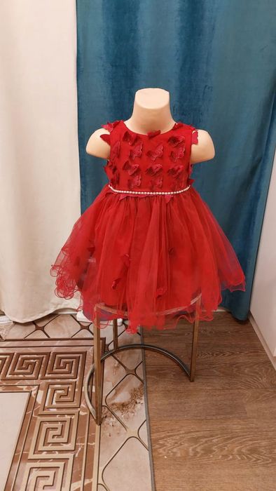 Продаю платье детское