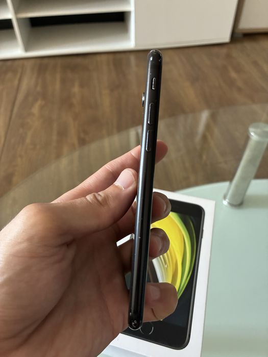 I Phone SE 2020 64GB