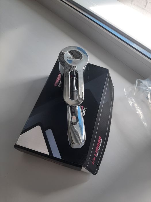 Продам смеситель для раковины