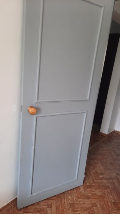 Двери           б/у