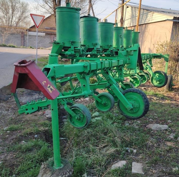 Продам культиватор советский