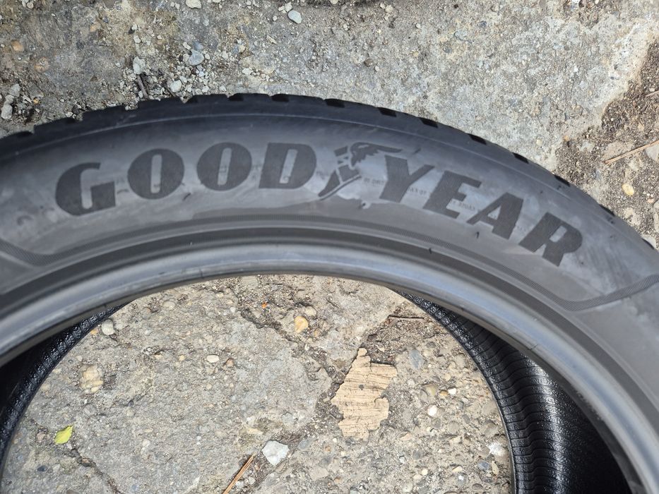 245 45 19 Anvelope All Season Goodyear Dot 40.24